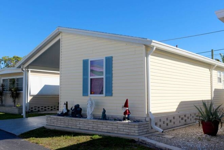 7020 Captain Kid Ave, Sarasota, Florida 34231, 2 Bedrooms Bedrooms, ,2 BathroomsBathrooms,Mobile/manufactured,For Sale,Captain Kid Ave,11640607