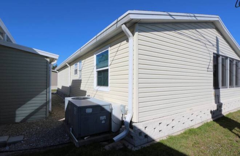 7020 Captain Kid Ave, Sarasota, Florida 34231, 2 Bedrooms Bedrooms, ,2 BathroomsBathrooms,Mobile/manufactured,For Sale,Captain Kid Ave,11640607