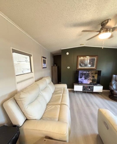 1640 S Scenic Highway, Frostproof, Florida 33843, 2 Bedrooms Bedrooms, ,2 BathroomsBathrooms,Mobile/manufactured,For Sale,S Scenic Highway,11650881