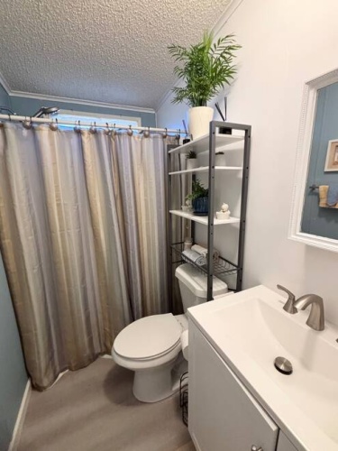 1640 S Scenic Highway, Frostproof, Florida 33843, 2 Bedrooms Bedrooms, ,2 BathroomsBathrooms,Mobile/manufactured,For Sale,S Scenic Highway,11650881