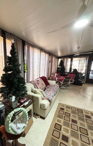 1640 S Scenic Highway, Frostproof, Florida 33843, 2 Bedrooms Bedrooms, ,2 BathroomsBathrooms,Mobile/manufactured,For Sale,S Scenic Highway,11650881