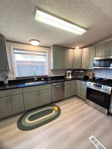 1640 S Scenic Highway, Frostproof, Florida 33843, 2 Bedrooms Bedrooms, ,2 BathroomsBathrooms,Mobile/manufactured,For Sale,S Scenic Highway,11650881