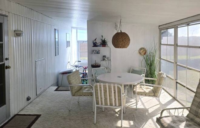 100 Captiva St, Nokomis, Florida 34275, 2 Bedrooms Bedrooms, 5 Rooms Rooms,2 BathroomsBathrooms,Mobile/manufactured,For Sale,Captiva St,11651303