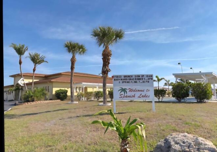 100 Captiva St, Nokomis, Florida 34275, 2 Bedrooms Bedrooms, 5 Rooms Rooms,2 BathroomsBathrooms,Mobile/manufactured,For Sale,Captiva St,11651303