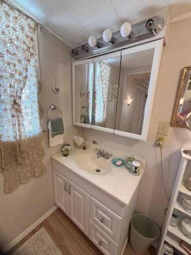 3018 Vine Lane, Sebring, Florida 33870, 2 Bedrooms Bedrooms, ,2 BathroomsBathrooms,Mobile/manufactured,For Sale,Vine Lane,11654737