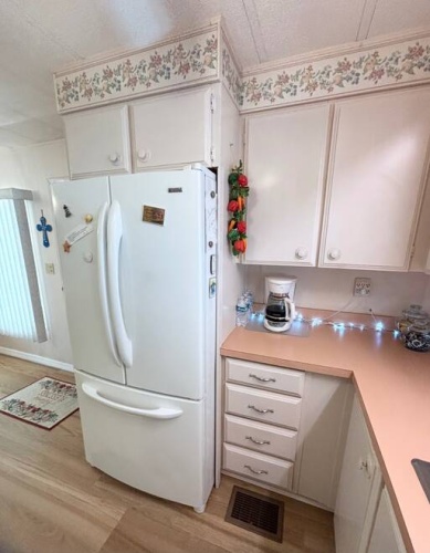 3018 Vine Lane, Sebring, Florida 33870, 2 Bedrooms Bedrooms, ,2 BathroomsBathrooms,Mobile/manufactured,For Sale,Vine Lane,11654737