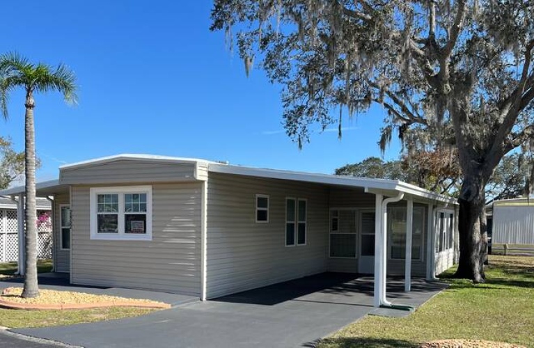 2852 Vine Lane, Sebring, Florida 33870, 2 Bedrooms Bedrooms, ,1 BathroomBathrooms,Mobile/manufactured,For Sale,Vine Lane,11240142