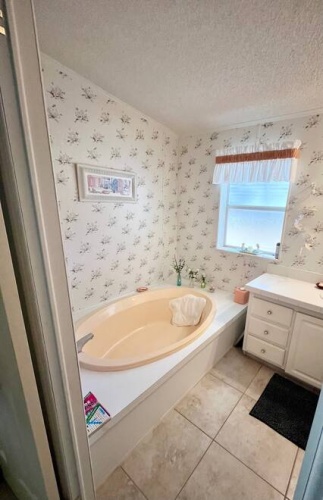 10921 Lone Palm ct, North Fort Myers, Florida 33903, 2 Bedrooms Bedrooms, ,2 BathroomsBathrooms,Mobile/manufactured,For Sale,Lone Palm ct,11655679