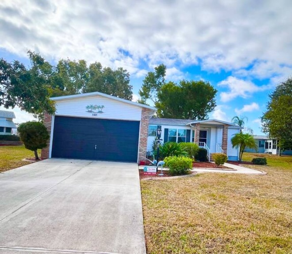 10921 Lone Palm ct, North Fort Myers, Florida 33903, 2 Bedrooms Bedrooms, ,2 BathroomsBathrooms,Mobile/manufactured,For Sale,Lone Palm ct,11655679