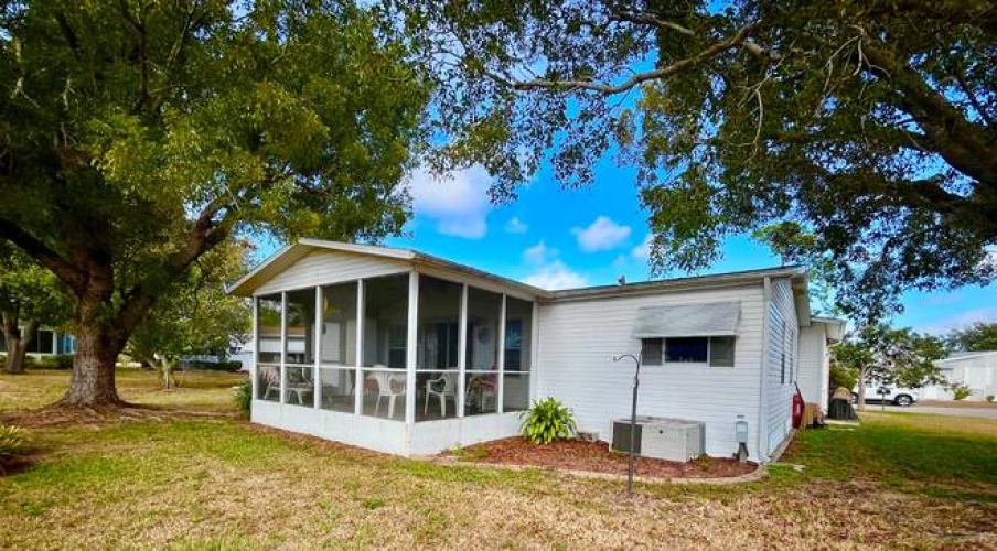 10921 Lone Palm ct, North Fort Myers, Florida 33903, 2 Bedrooms Bedrooms, ,2 BathroomsBathrooms,Mobile/manufactured,For Sale,Lone Palm ct,11655679