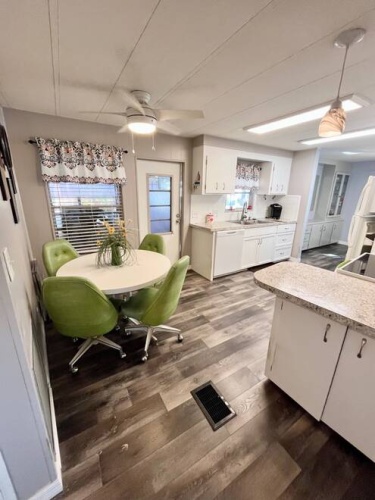 5 Hacha Ct., Fort Myers, Florida 33908, 2 Bedrooms Bedrooms, ,2 BathroomsBathrooms,Mobile/manufactured,For Sale,Hacha Ct.,11658328