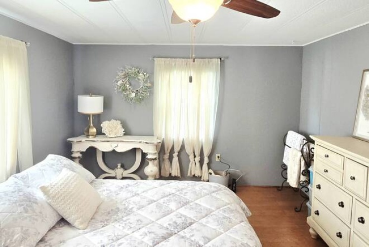 170 Sanibel St, Nokomis, Florida 34275, 2 Bedrooms Bedrooms, ,2 BathroomsBathrooms,Mobile/manufactured,For Sale,Sanibel St,11530265