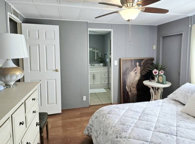 170 Sanibel St, Nokomis, Florida 34275, 2 Bedrooms Bedrooms, ,2 BathroomsBathrooms,Mobile/manufactured,For Sale,Sanibel St,11530265