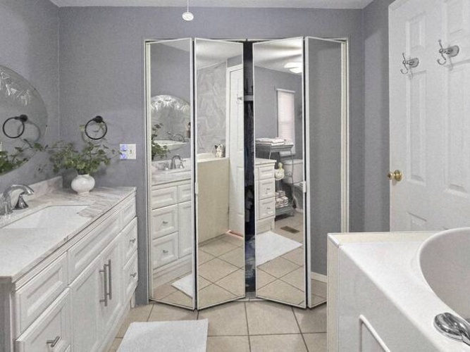 170 Sanibel St, Nokomis, Florida 34275, 2 Bedrooms Bedrooms, ,2 BathroomsBathrooms,Mobile/manufactured,For Sale,Sanibel St,11530265