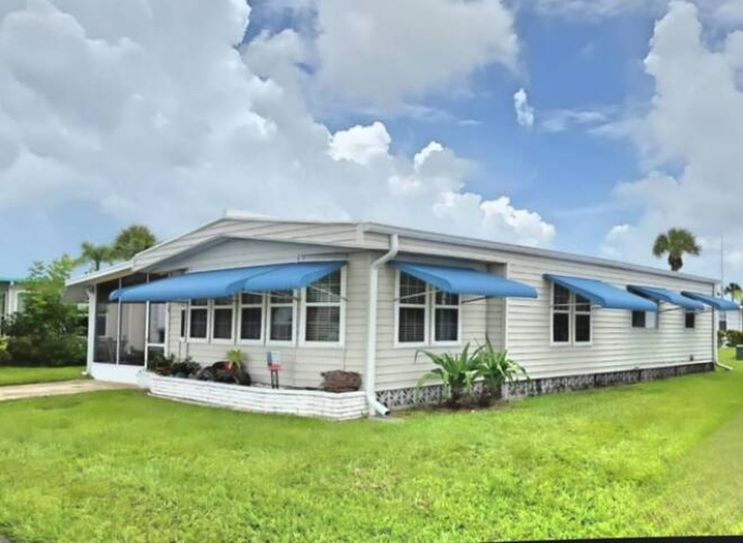 170 Sanibel St, Nokomis, Florida 34275, 2 Bedrooms Bedrooms, ,2 BathroomsBathrooms,Mobile/manufactured,For Sale,Sanibel St,11530265