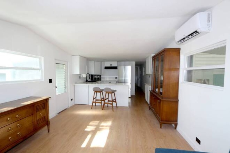 2320 BeeRidge Rd, Sarasota, Florida 34239, 2 Bedrooms Bedrooms, ,1 BathroomBathrooms,Mobile/manufactured,For Sale,BeeRidge Rd,11559165