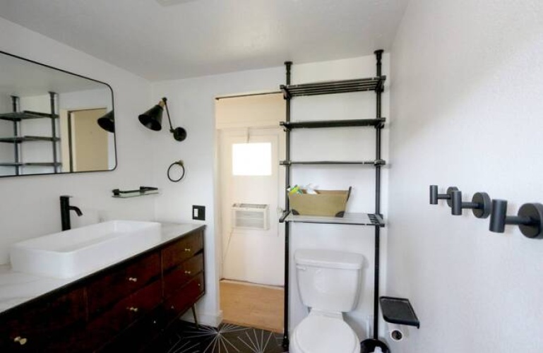 2320 BeeRidge Rd, Sarasota, Florida 34239, 2 Bedrooms Bedrooms, ,1 BathroomBathrooms,Mobile/manufactured,For Sale,BeeRidge Rd,11559165