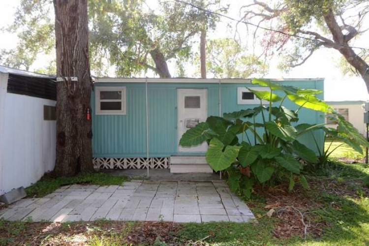 2320 BeeRidge Rd, Sarasota, Florida 34239, 2 Bedrooms Bedrooms, ,1 BathroomBathrooms,Mobile/manufactured,For Sale,BeeRidge Rd,11559165