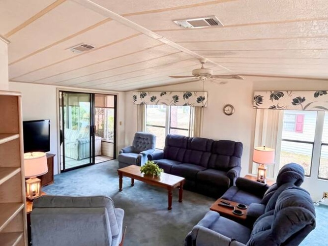 19394 Tarpon Woods Ct., North Fort Myers, Florida 33903, 2 Bedrooms Bedrooms, ,2 BathroomsBathrooms,Mobile/manufactured,For Sale,Tarpon Woods Ct.,11664653