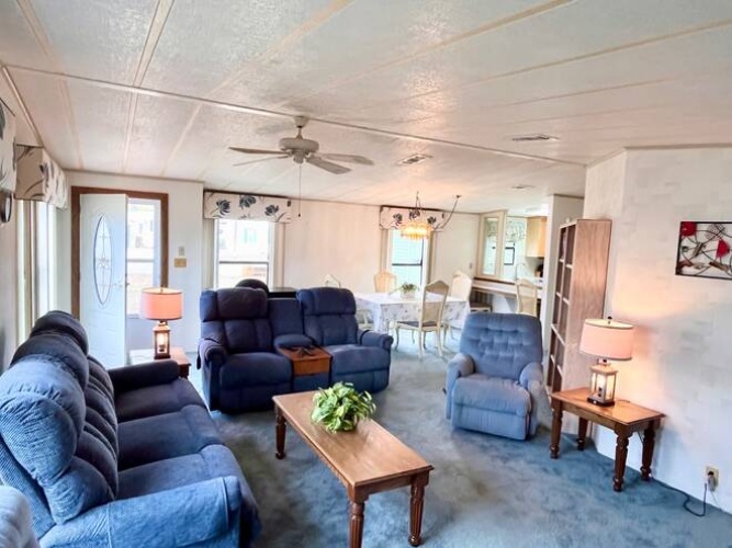 19394 Tarpon Woods Ct., North Fort Myers, Florida 33903, 2 Bedrooms Bedrooms, ,2 BathroomsBathrooms,Mobile/manufactured,For Sale,Tarpon Woods Ct.,11664653