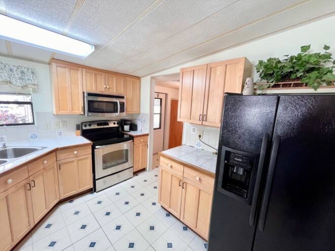 19394 Tarpon Woods Ct., North Fort Myers, Florida 33903, 2 Bedrooms Bedrooms, ,2 BathroomsBathrooms,Mobile/manufactured,For Sale,Tarpon Woods Ct.,11664653