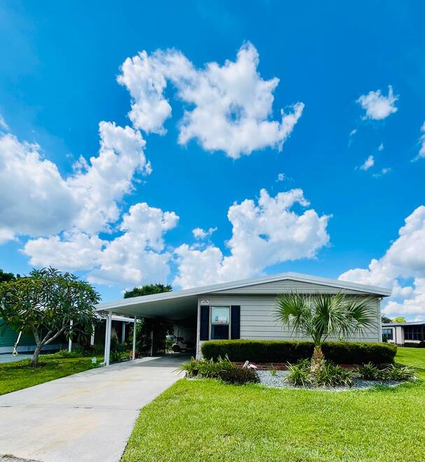 19196 MEADOWBROOK CT, NORTH FORT MYERS, Florida 33903, 2 Bedrooms Bedrooms, ,2 BathroomsBathrooms,Mobile/manufactured,For Sale,MEADOWBROOK CT,11583184