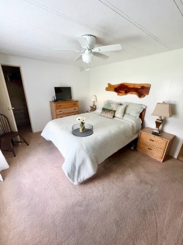 19196 MEADOWBROOK CT, NORTH FORT MYERS, Florida 33903, 2 Bedrooms Bedrooms, ,2 BathroomsBathrooms,Mobile/manufactured,For Sale,MEADOWBROOK CT,11583184