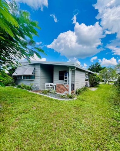 19196 MEADOWBROOK CT, NORTH FORT MYERS, Florida 33903, 2 Bedrooms Bedrooms, ,2 BathroomsBathrooms,Mobile/manufactured,For Sale,MEADOWBROOK CT,11583184