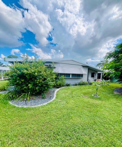 19196 MEADOWBROOK CT, NORTH FORT MYERS, Florida 33903, 2 Bedrooms Bedrooms, ,2 BathroomsBathrooms,Mobile/manufactured,For Sale,MEADOWBROOK CT,11583184
