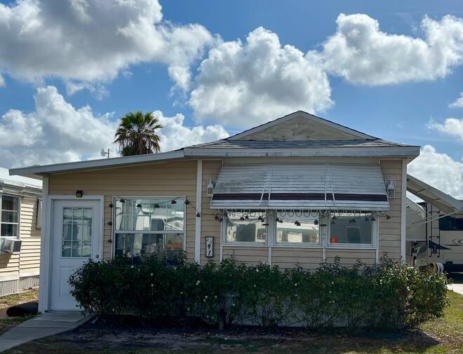 5905 NE Cubitis Ave, Arcadia, Florida 34266, 1 Bedroom Bedrooms, ,1 BathroomBathrooms,Mobile/manufactured,For Sale,NE Cubitis Ave,11669003