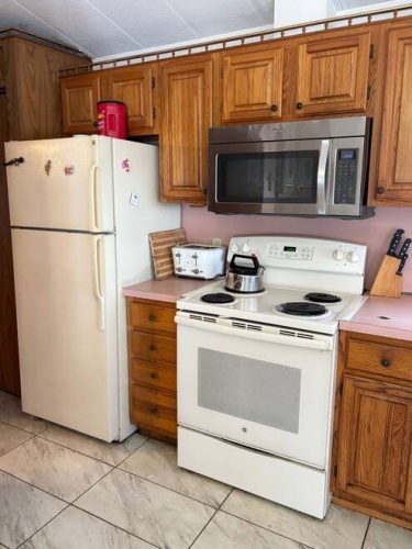 5905 NE Cubitis Ave, Arcadia, Florida 34266, 1 Bedroom Bedrooms, ,1 BathroomBathrooms,Mobile/manufactured,For Sale,NE Cubitis Ave,11669003