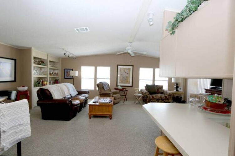 5743 Queensbury Blvd, Sarasota, Florida 34241, 2 Bedrooms Bedrooms, ,2 BathroomsBathrooms,Mobile/manufactured,For Sale,Queensbury Blvd,11669594