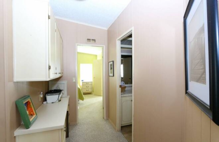 5743 Queensbury Blvd, Sarasota, Florida 34241, 2 Bedrooms Bedrooms, ,2 BathroomsBathrooms,Mobile/manufactured,For Sale,Queensbury Blvd,11669594