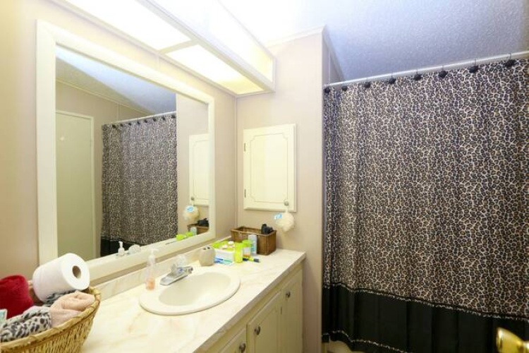 5743 Queensbury Blvd, Sarasota, Florida 34241, 2 Bedrooms Bedrooms, ,2 BathroomsBathrooms,Mobile/manufactured,For Sale,Queensbury Blvd,11669594