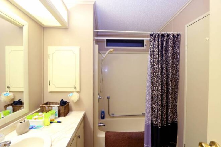 5743 Queensbury Blvd, Sarasota, Florida 34241, 2 Bedrooms Bedrooms, ,2 BathroomsBathrooms,Mobile/manufactured,For Sale,Queensbury Blvd,11669594