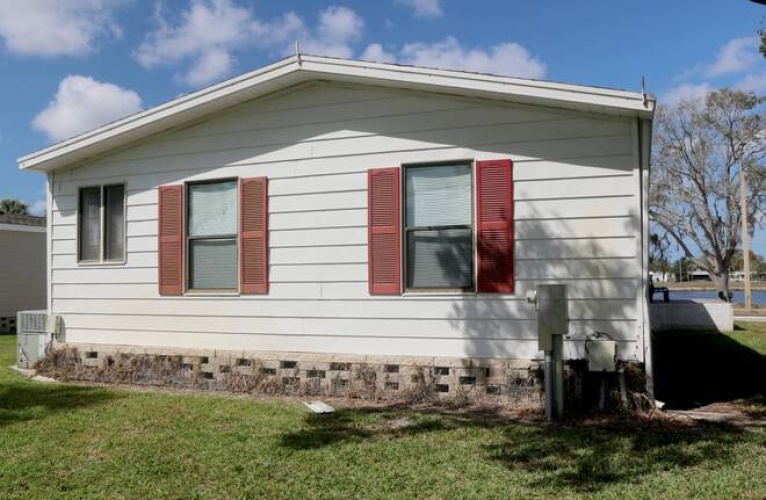 5743 Queensbury Blvd, Sarasota, Florida 34241, 2 Bedrooms Bedrooms, ,2 BathroomsBathrooms,Mobile/manufactured,For Sale,Queensbury Blvd,11669594