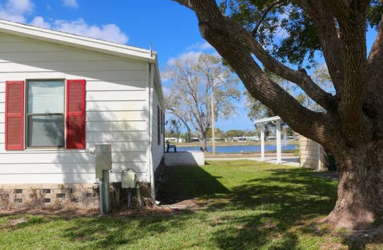 5743 Queensbury Blvd, Sarasota, Florida 34241, 2 Bedrooms Bedrooms, ,2 BathroomsBathrooms,Mobile/manufactured,For Sale,Queensbury Blvd,11669594