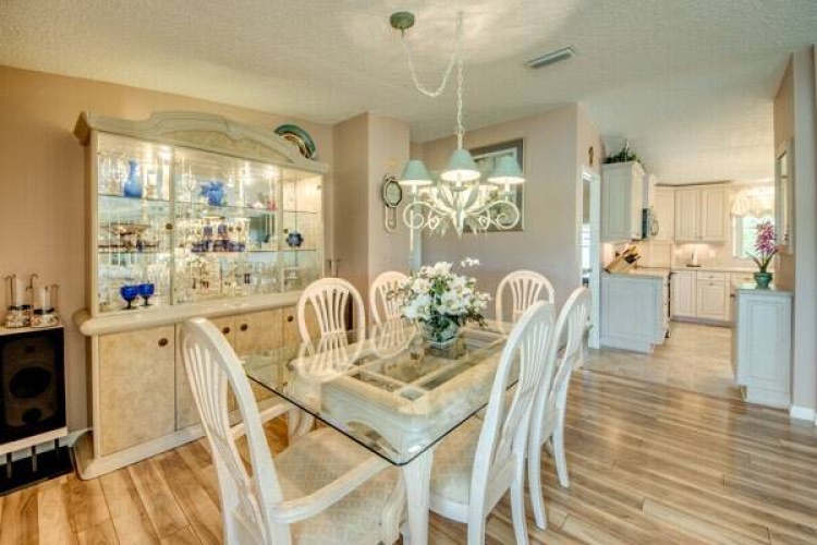 19509 Ravines, North Fort Myers, Florida 33903, 2 Bedrooms Bedrooms, ,2 BathroomsBathrooms,Mobile/manufactured,For Sale,Ravines,11670265