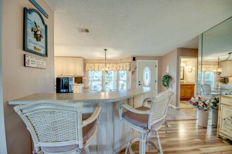 19509 Ravines, North Fort Myers, Florida 33903, 2 Bedrooms Bedrooms, ,2 BathroomsBathrooms,Mobile/manufactured,For Sale,Ravines,11670265