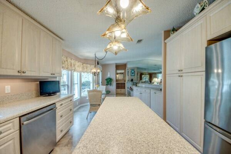 19509 Ravines, North Fort Myers, Florida 33903, 2 Bedrooms Bedrooms, ,2 BathroomsBathrooms,Mobile/manufactured,For Sale,Ravines,11670265