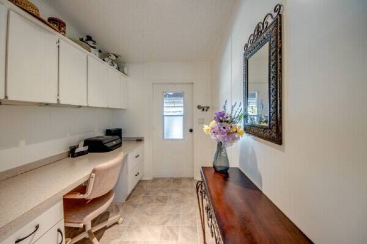 19509 Ravines, North Fort Myers, Florida 33903, 2 Bedrooms Bedrooms, ,2 BathroomsBathrooms,Mobile/manufactured,For Sale,Ravines,11670265