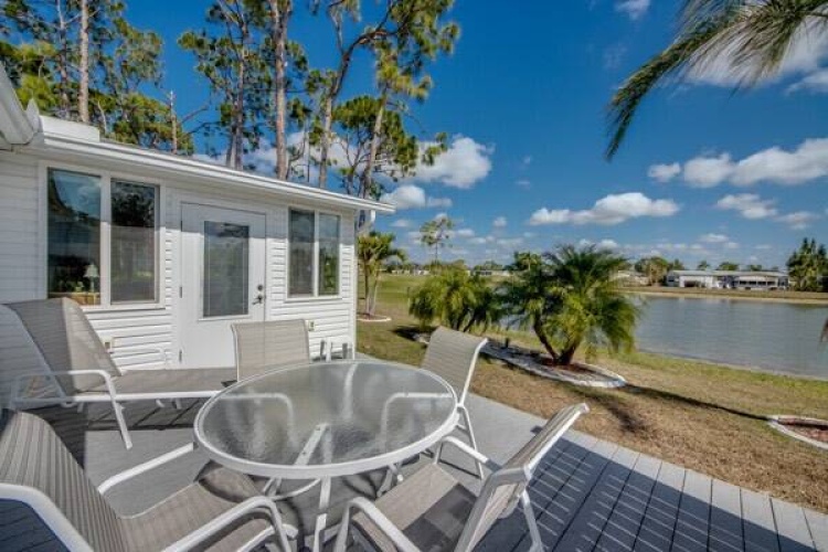 19509 Ravines, North Fort Myers, Florida 33903, 2 Bedrooms Bedrooms, ,2 BathroomsBathrooms,Mobile/manufactured,For Sale,Ravines,11670265