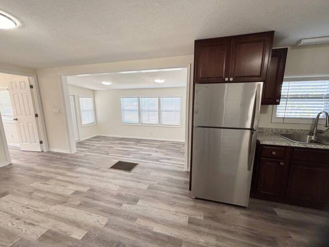 2852 Vine Lane, Sebring, Florida 33870, 2 Bedrooms Bedrooms, ,1 BathroomBathrooms,Mobile/manufactured,For Sale,Vine Lane,11673260