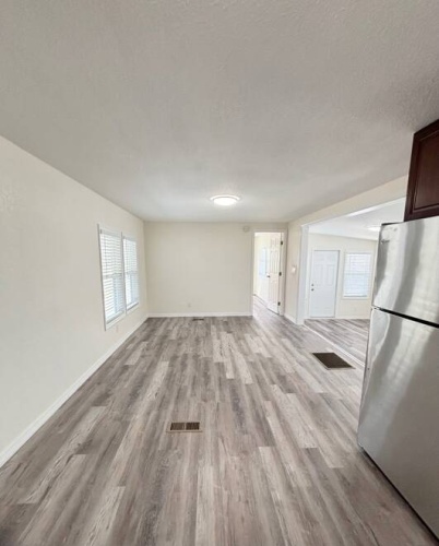 2852 Vine Lane, Sebring, Florida 33870, 2 Bedrooms Bedrooms, ,1 BathroomBathrooms,Mobile/manufactured,For Sale,Vine Lane,11673260