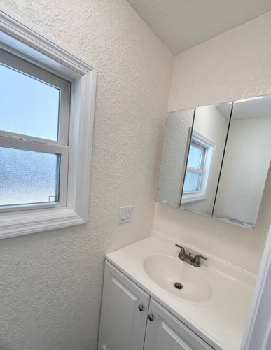 2852 Vine Lane, Sebring, Florida 33870, 2 Bedrooms Bedrooms, ,1 BathroomBathrooms,Mobile/manufactured,For Sale,Vine Lane,11673260