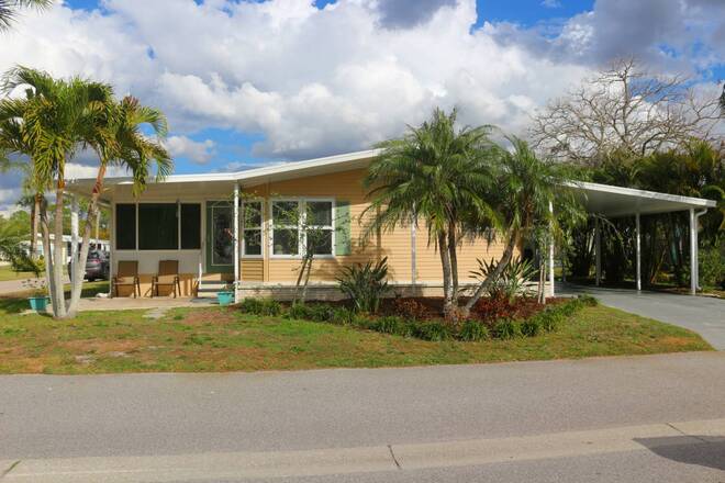 5445 Kingsbridge Dr, Sarasota, Florida 34241, 2 Bedrooms Bedrooms, ,2 BathroomsBathrooms,Mobile/manufactured,For Sale,Kingsbridge Dr,11674079