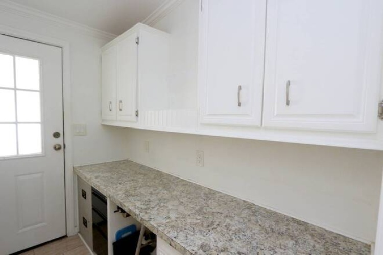 5445 Kingsbridge Dr, Sarasota, Florida 34241, 2 Bedrooms Bedrooms, ,2 BathroomsBathrooms,Mobile/manufactured,For Sale,Kingsbridge Dr,11674079