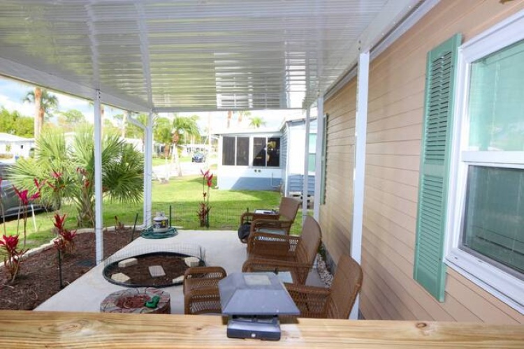 5445 Kingsbridge Dr, Sarasota, Florida 34241, 2 Bedrooms Bedrooms, ,2 BathroomsBathrooms,Mobile/manufactured,For Sale,Kingsbridge Dr,11674079