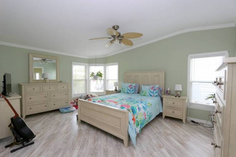 5445 Kingsbridge Dr, Sarasota, Florida 34241, 2 Bedrooms Bedrooms, ,2 BathroomsBathrooms,Mobile/manufactured,For Sale,Kingsbridge Dr,11674079