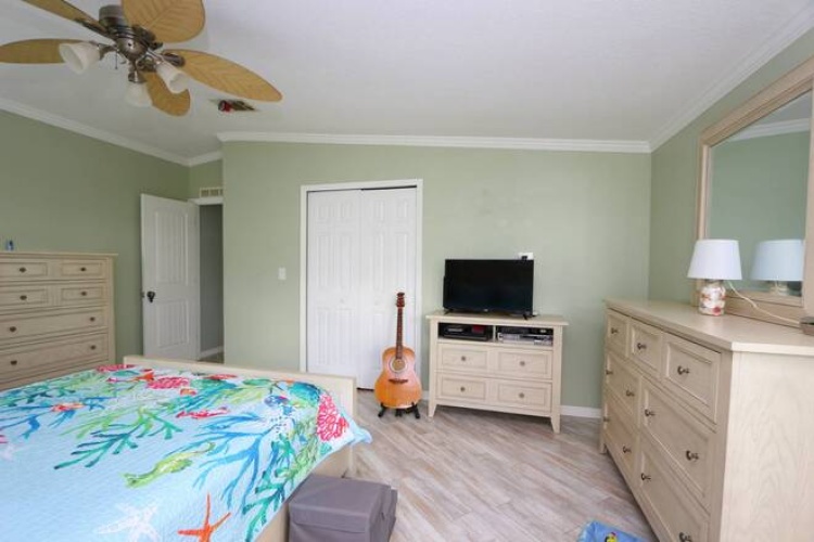 5445 Kingsbridge Dr, Sarasota, Florida 34241, 2 Bedrooms Bedrooms, ,2 BathroomsBathrooms,Mobile/manufactured,For Sale,Kingsbridge Dr,11674079